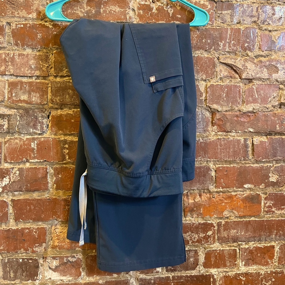 Dark Blue/gray Figs, 2X